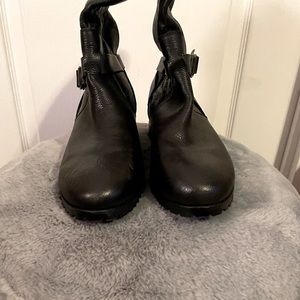 NIB Black Leather Boots size 9.5M
